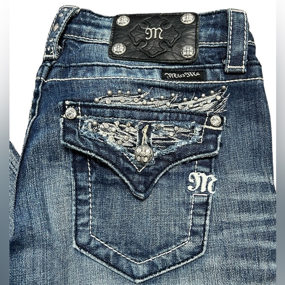 Miss Me - Womens EasyFlo Embroidered Rhinestone Jeans Sz 28W - Picture 2 of 9